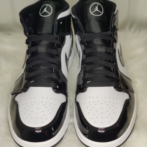 *SOLD*Jordan 1 "Carbon Fiber" Retro Mid Sz 11 & 13 - Picture 6 of 8